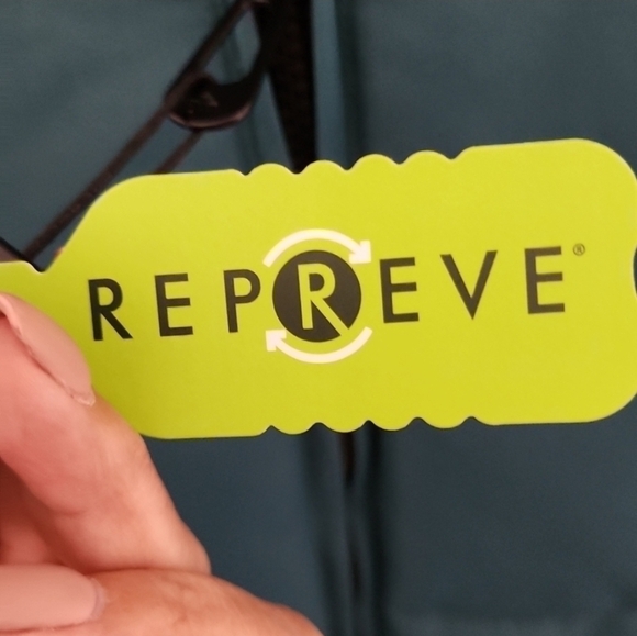 Noize Addie-G Women’s Vegan Down Parka – Cruelty-Free Winter Coat, Atlantic Teal - Picture 9 of 9